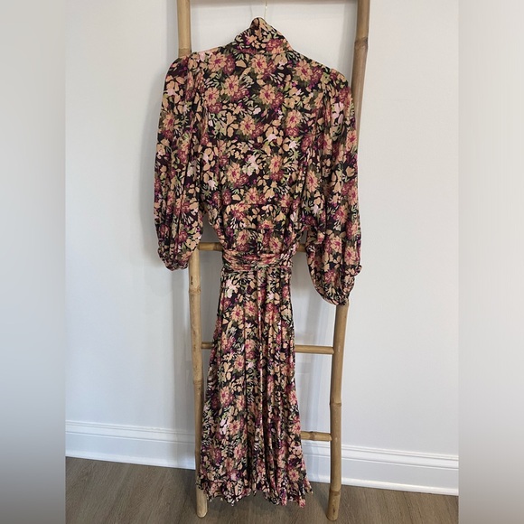 TiMo Maxi Floral Wrap dress, Size Medium - Picture 3 of 13